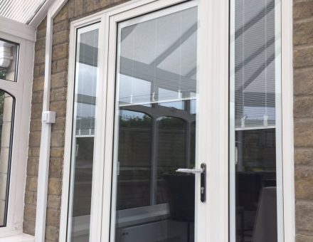 The turners of Tewksbury love their #alloy door combination with #blindsinglass #smarts